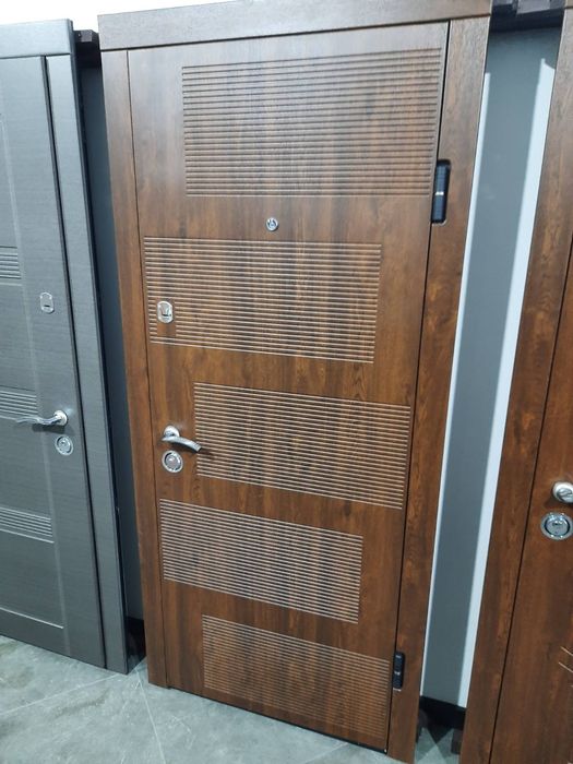 Двери от СКЛАДА без скрытых переплат С доставкой и монтажом под ключ!!