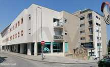 Apartamento T1 + 1 Gaia (Praceta Fonte do Casal) junto estação de Gene