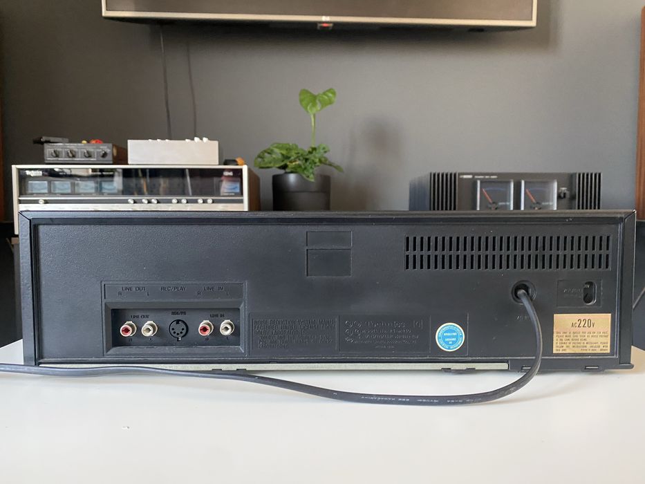 Magnetofon Technics RS-M250