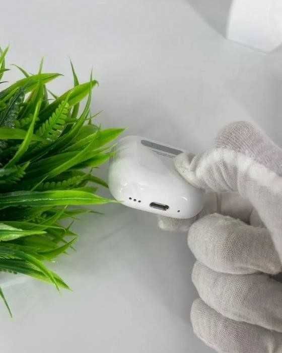 Безпровідні Airpods 4 навушники +чохол