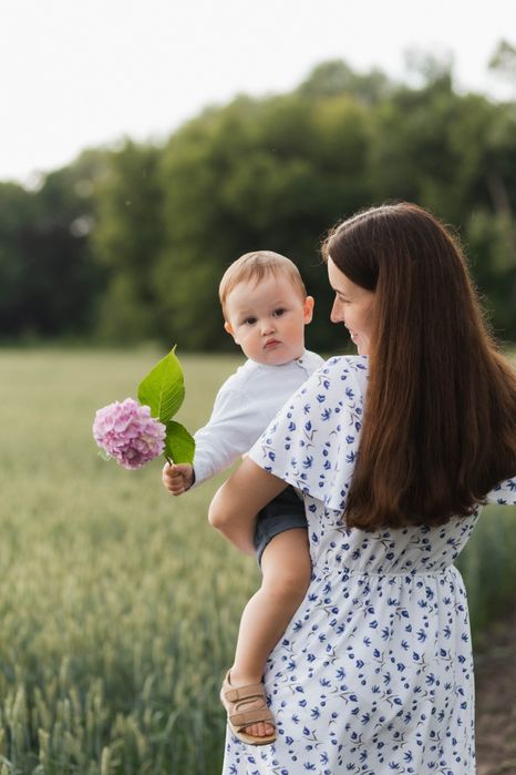Фотограф, весіллля ,хрестини ,дні  нарождения, випуск ,контент ,сімейн