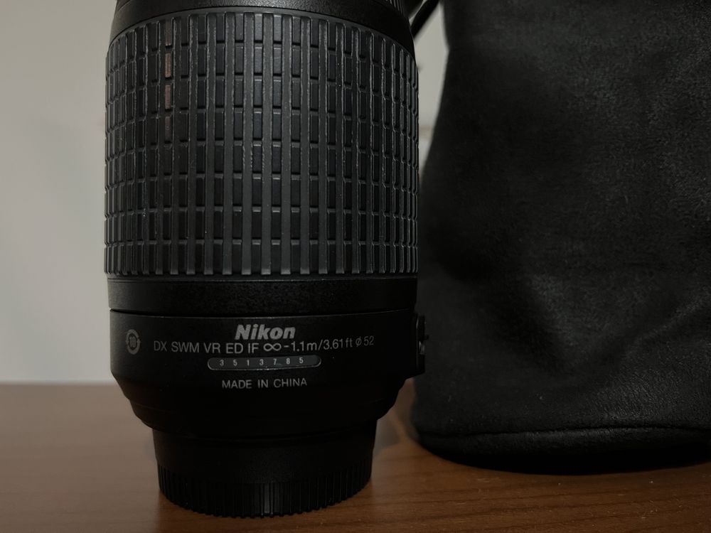 Objetiva Nikon AF-S Nikkor 55-200mm 1:4-5.6G
