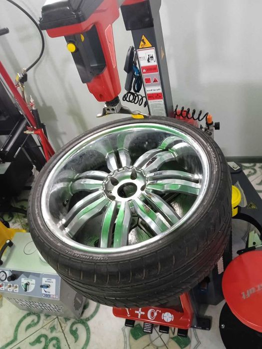 Шиномонтажний верстат