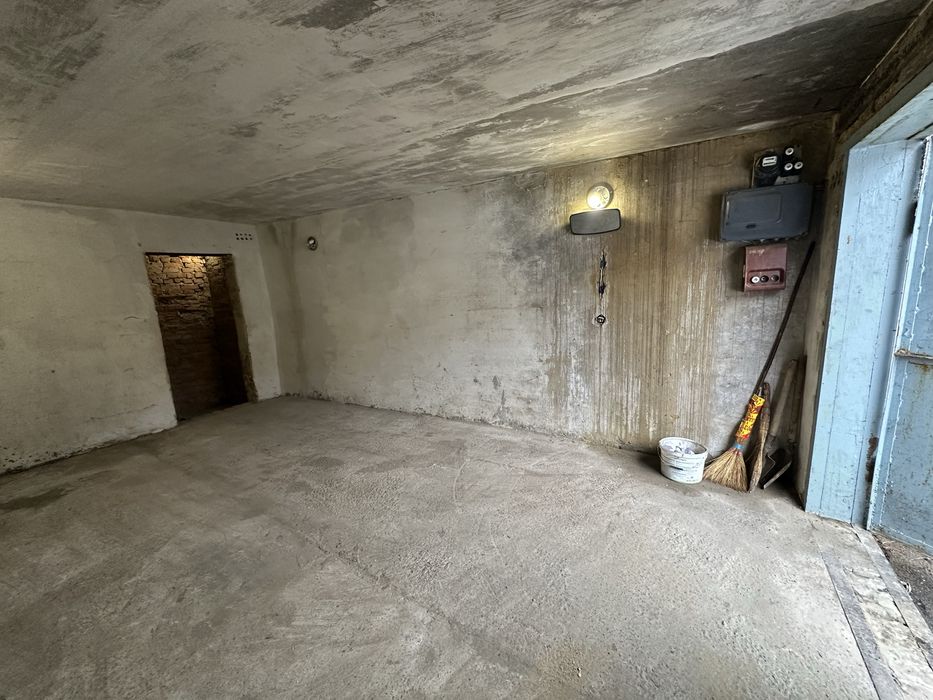 Здам в оренду гараж, склад, приміщення Сабарівське шосе