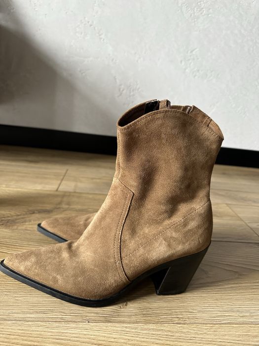 Казаки Zara бежеві, короткі