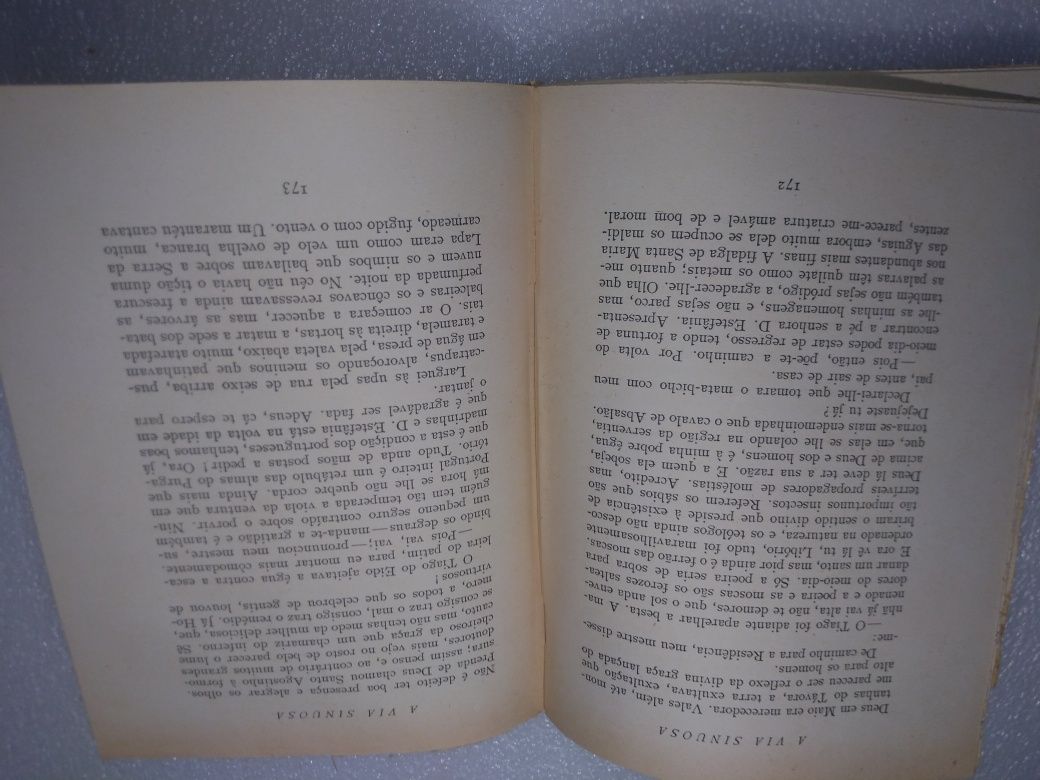 Antigo Livro  - Aquilino Ribeiro - A VIA SINUOSA de 1960