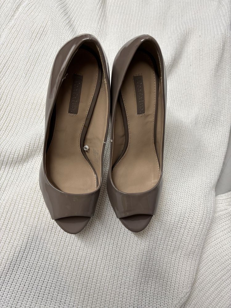 Vendo sapatos novos nunca firam usados