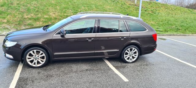 Skoda Superb 2012 1.6 140Km zadbane serwisowane auto