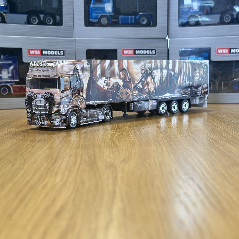 Model 1:50 WSI Scania S 4x2 + naczepa