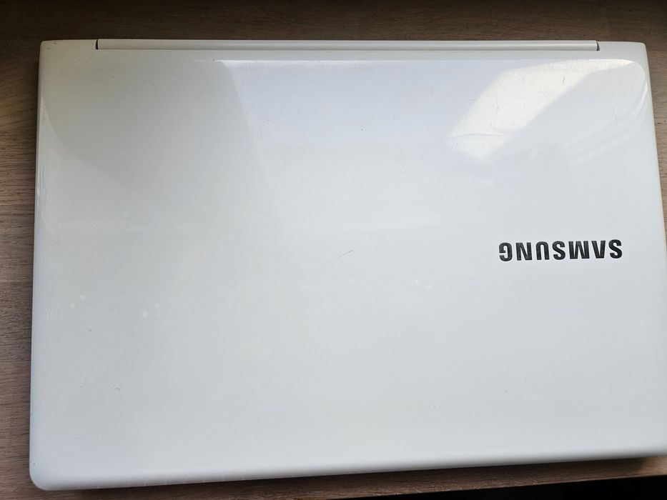 Laptop Samsung NP905S3G