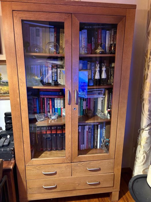 Biblioteka drewno egzotyczne