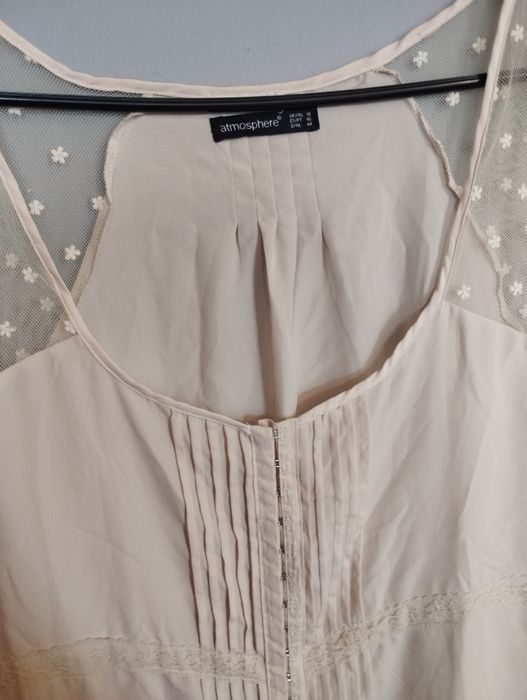 Sukienka beżowa koronka atmosphere 46