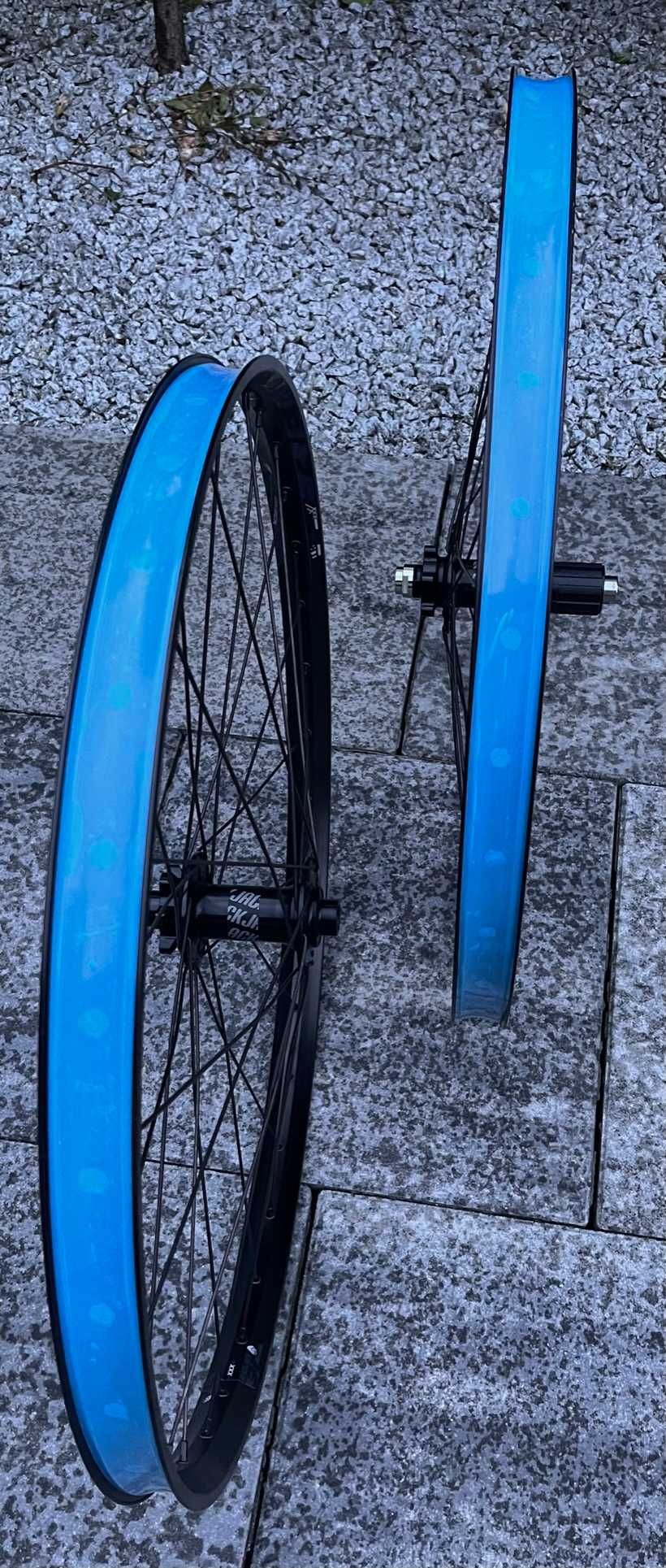 Koła MTB BLACK JACK 30 27.5'' 8/11s Boost kola kolo enduro rodi  boost