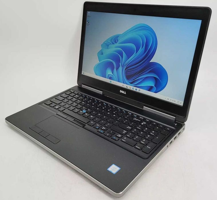 Dell Precision 7520/i7-7920HQ/32Gb/SSD256Gb Nvidia M2200 4Gb