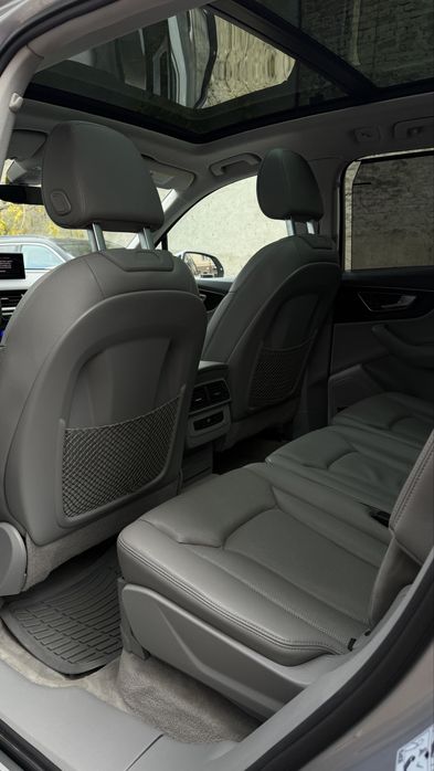 Audi q7 2017 premium plus