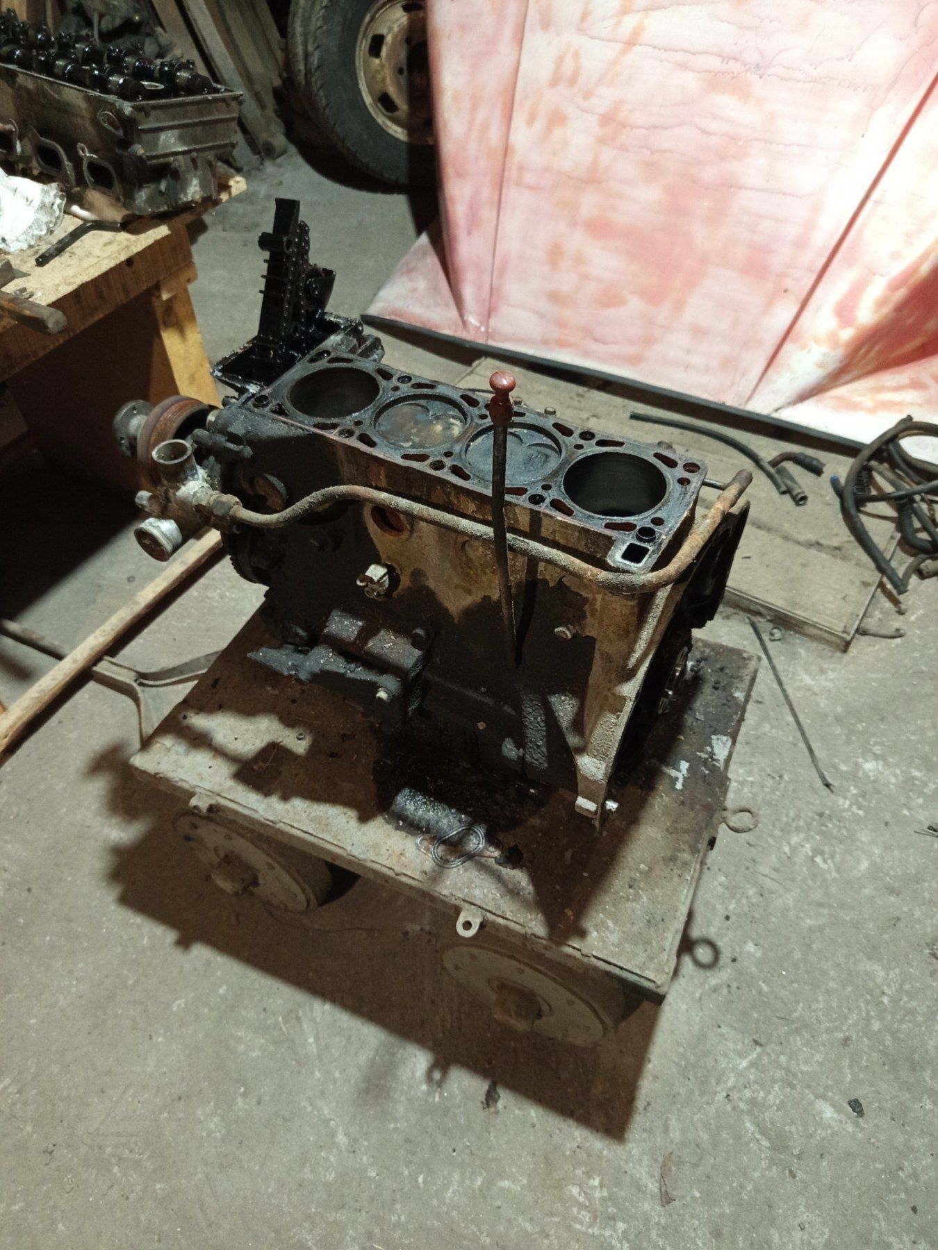 Продам двигатель 402 газель