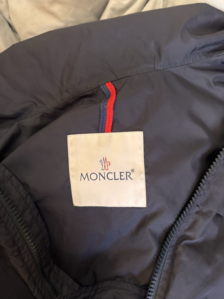 Moncler куртка оригінал