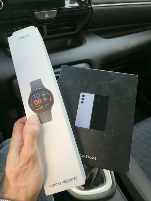 Troco/Vendo Pack SamsungFold 5 - 512 GB + Galaxy watch 7 FE