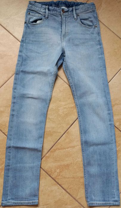 Spodnie jeansowe rozmiar 146 cm 10-11 lat
