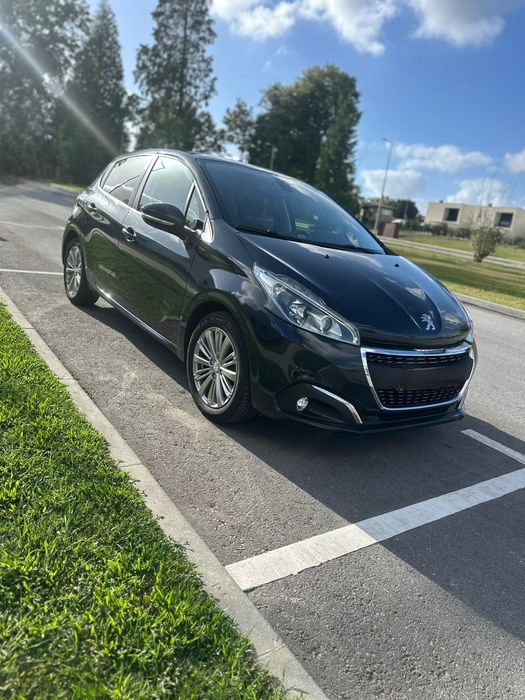 Peugeot 208 Nacional