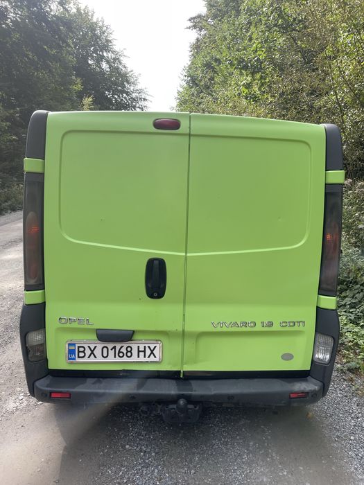 Опель віваро пасажир