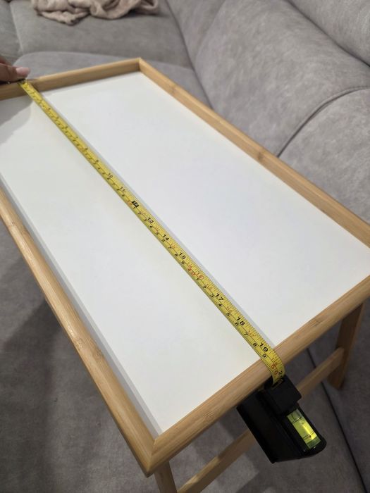 Taca śniadaniowa do łóżka