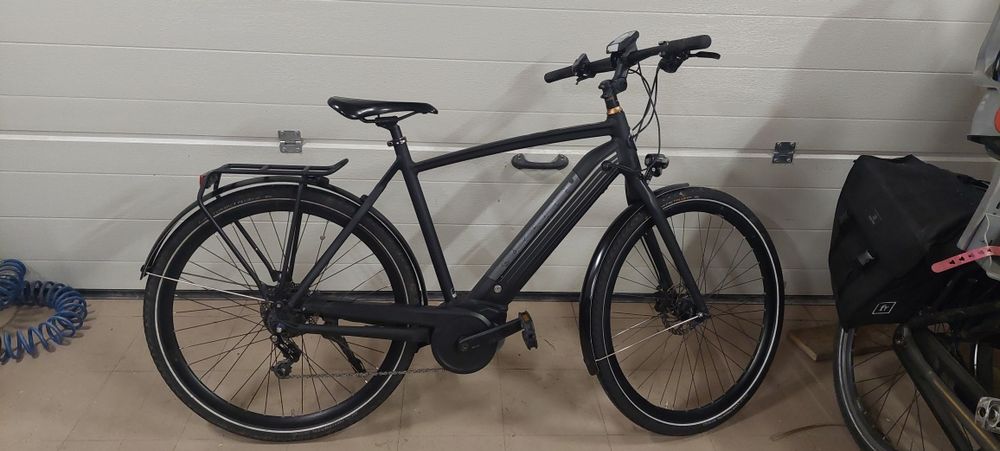 Rower elektryczny gazelle citizen c8+