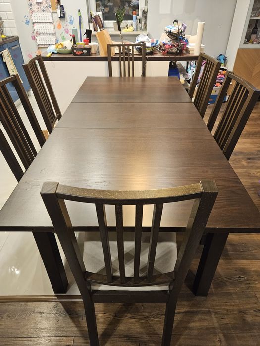 Stół Ikea Bjursta, krzesła Ikea Borje
