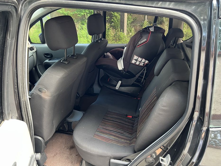 Продаю RENAULT MODUS 1.5 дизель.