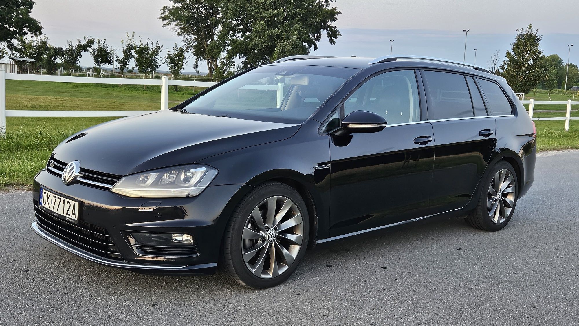 Volkswagen Golf 7  VII R-Line 1.6TDI