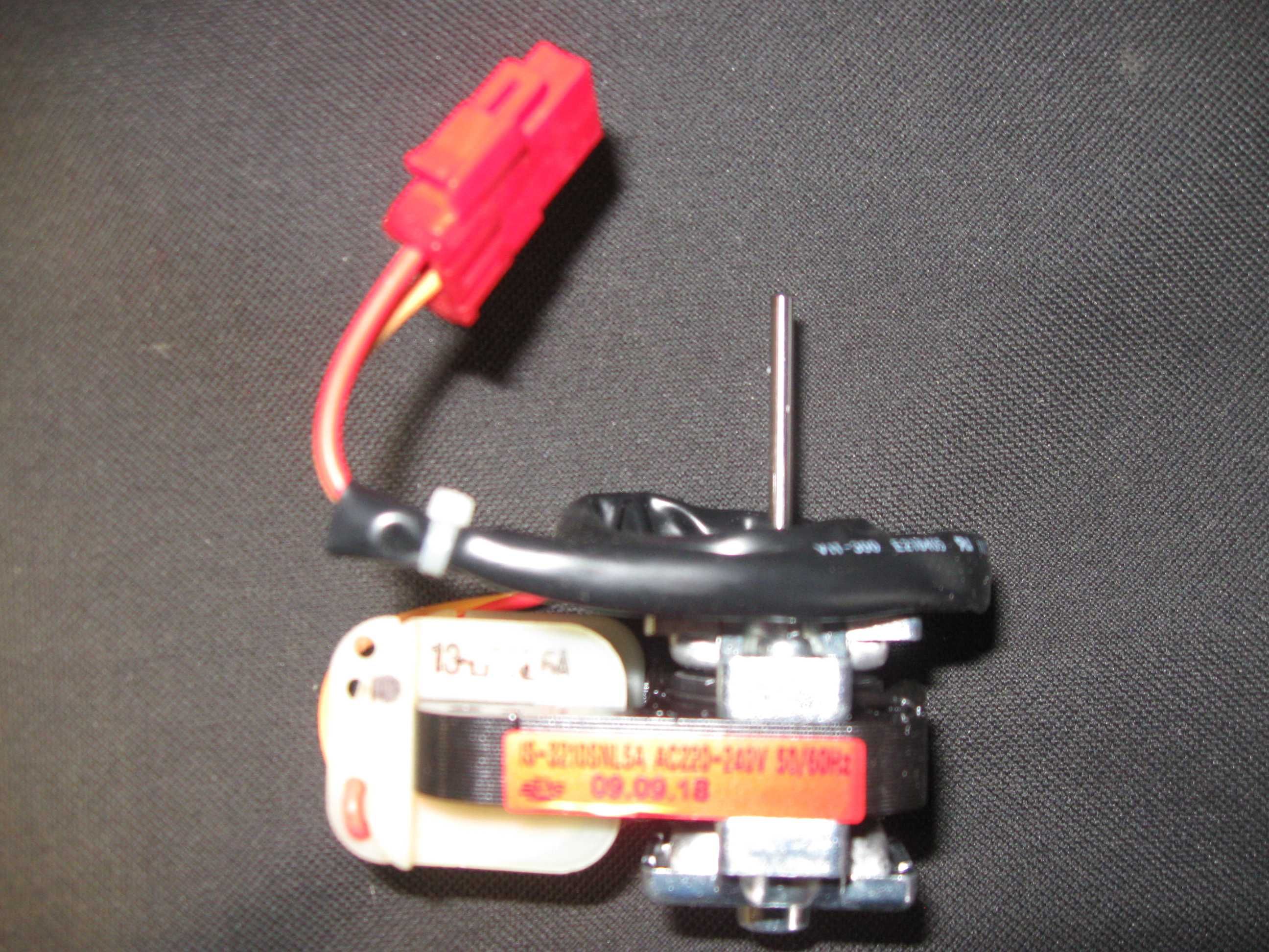 Мотор холодильника Samsung DA31-10109J A \датчик 1268830401,нові.