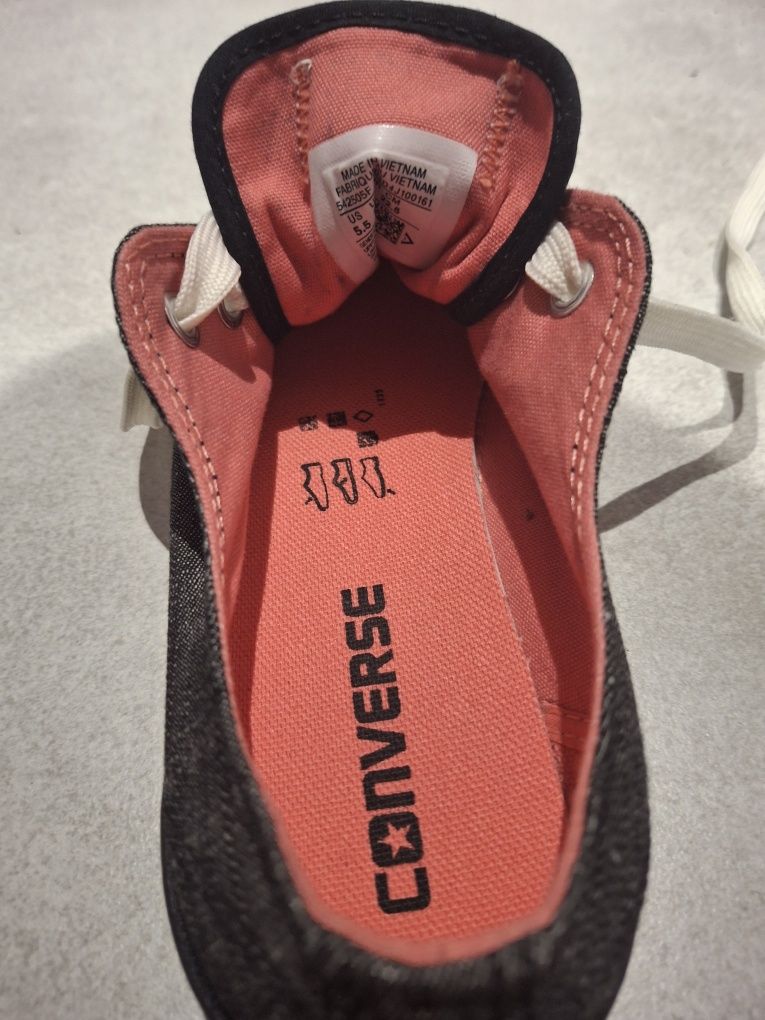 Converse NOWE trampki