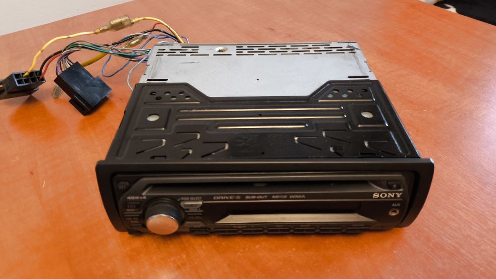 Radio samochodowe CD SONY cdx-gt225c