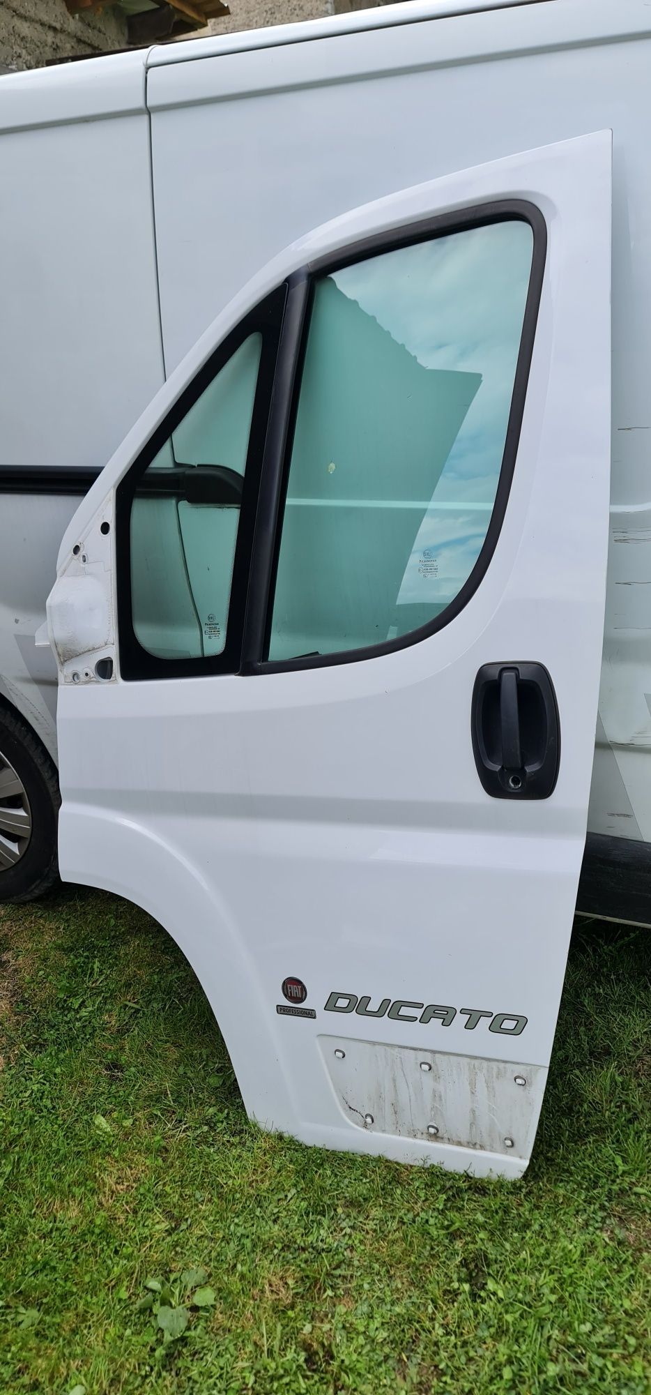 Drzwi lewe kierowcy Fiat Ducato III białe 2018 stan idealny