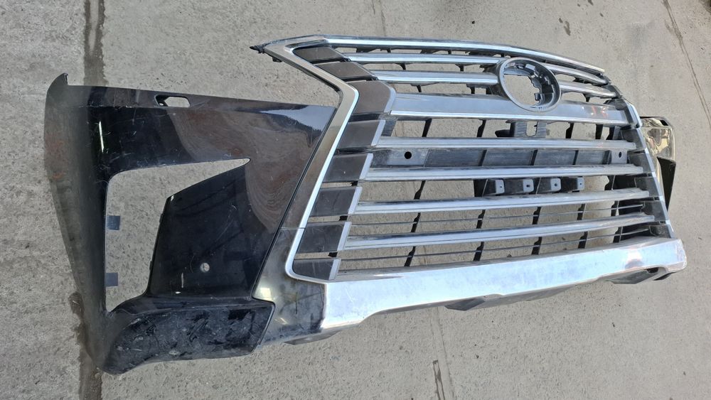 Toyota Lexus LX 15- бампер передній BM3845 5211960G80