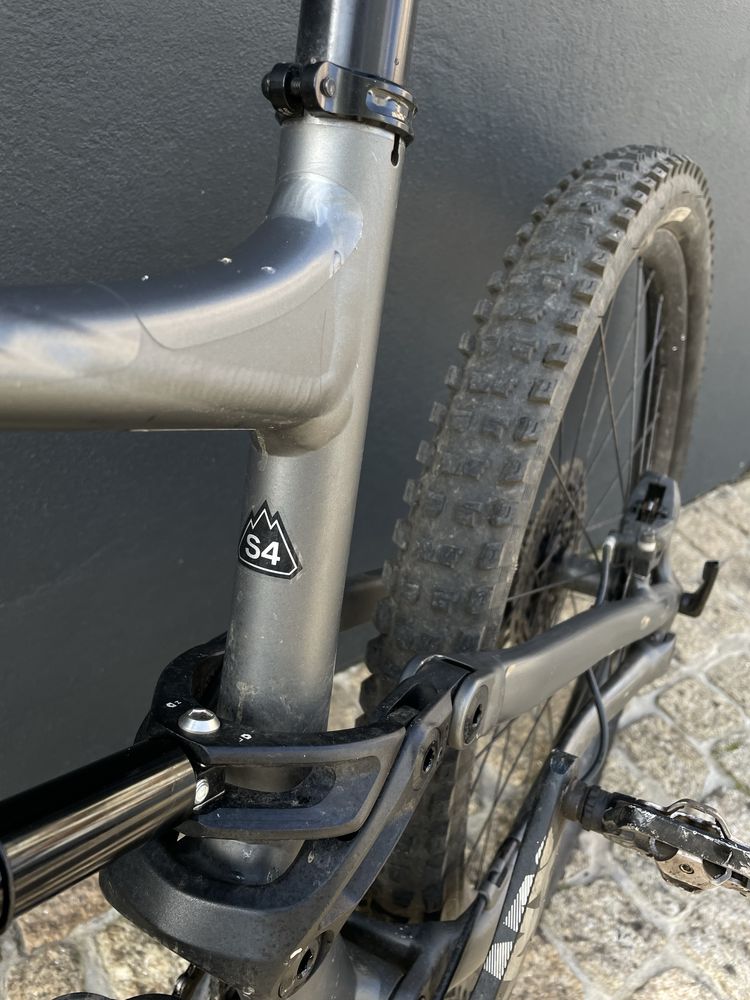 Specialized Status 160 S4