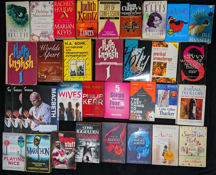 Книги англійського та іншими мовами лот №50