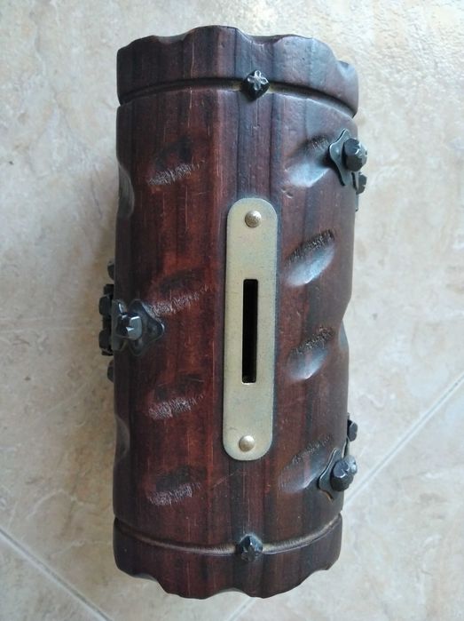 Baú mealheiro madeira