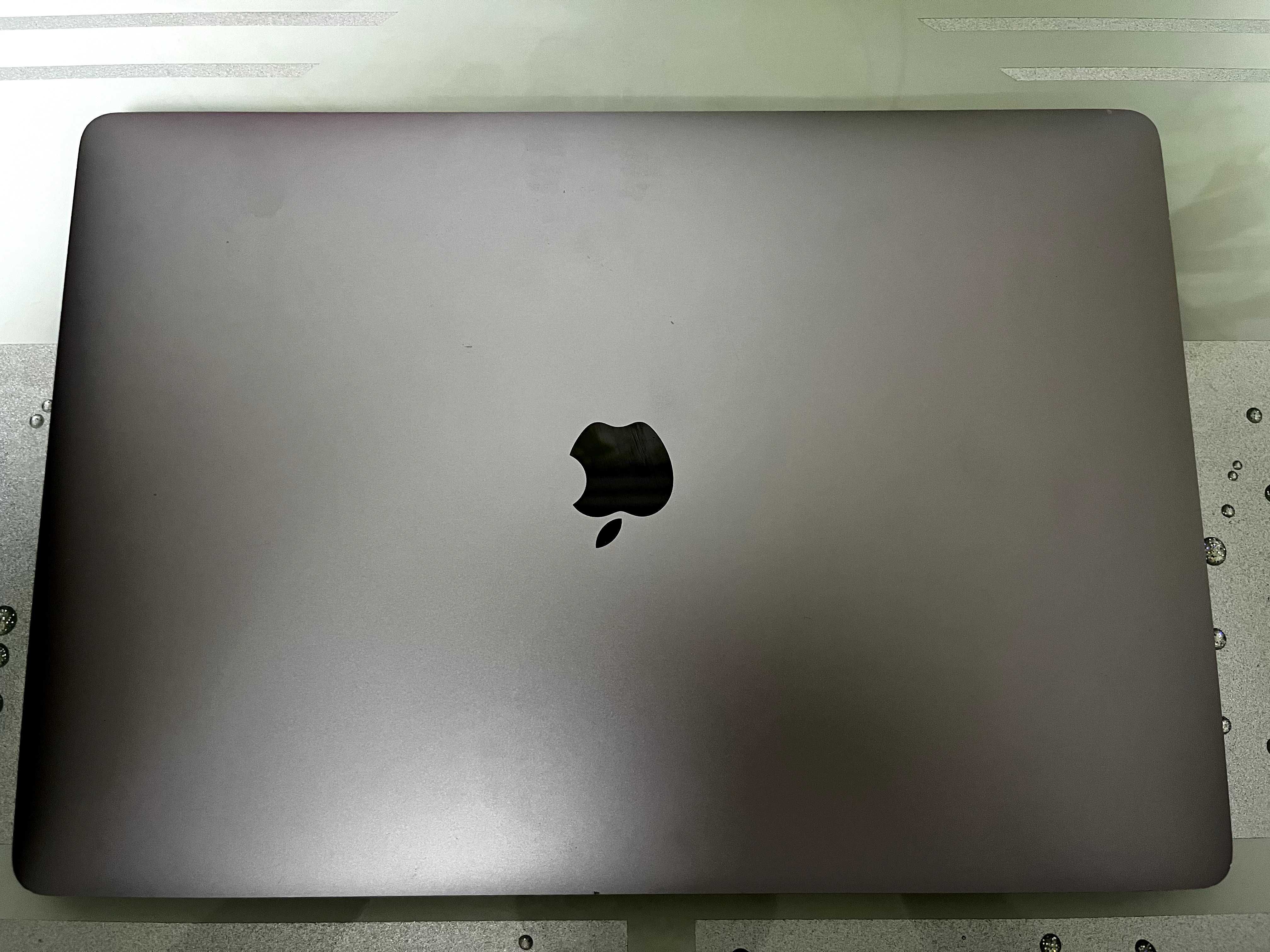 MacBook Pro 15’’ (MPTT2) 2017 i7/16/512/Pro560