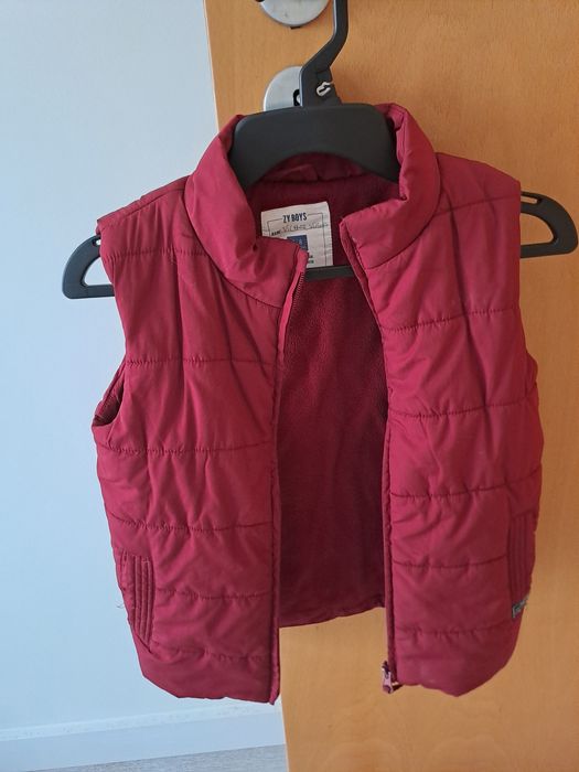 Colete menino vermelho