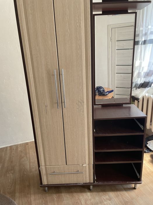Продам шафу прихожу