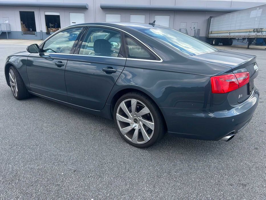 Audi A6      2014