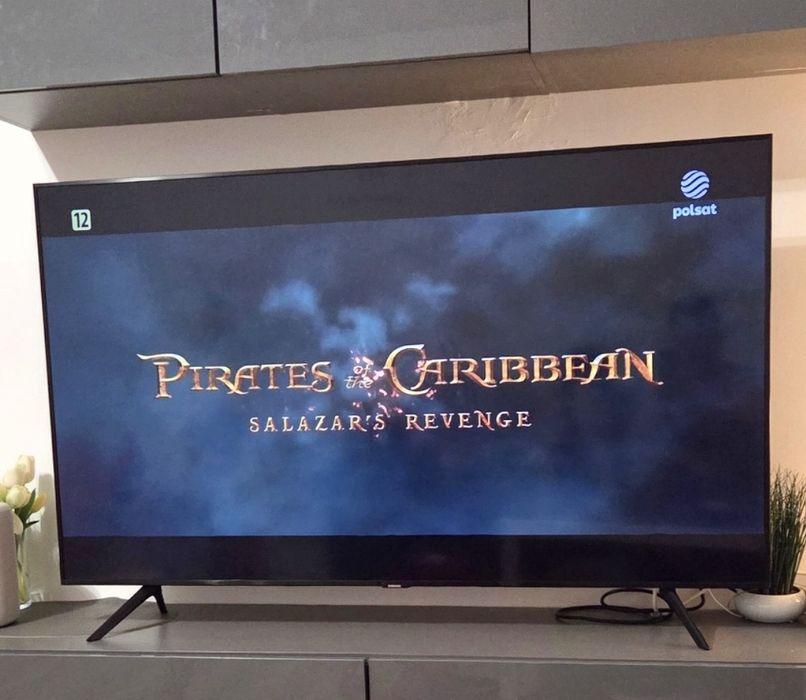 Telewizor Samsung 55 cali Smart TV wifi jak nowy. Pudełko pilot