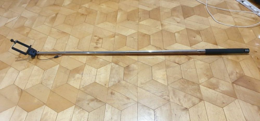 Selfie stick teleskopowy