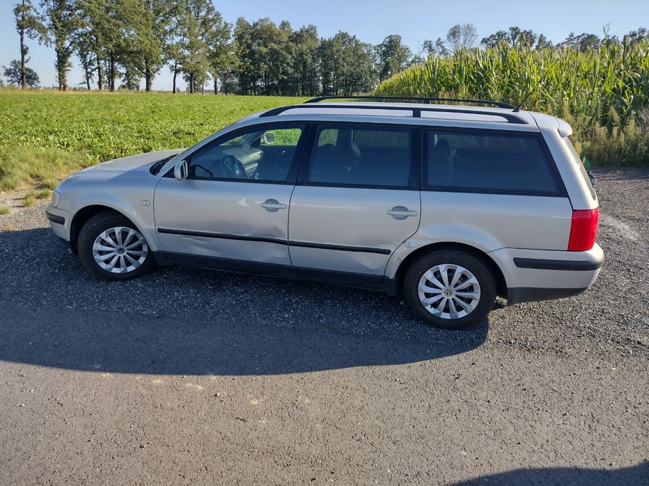 Sprzedam VW passata 1.8 benzyna