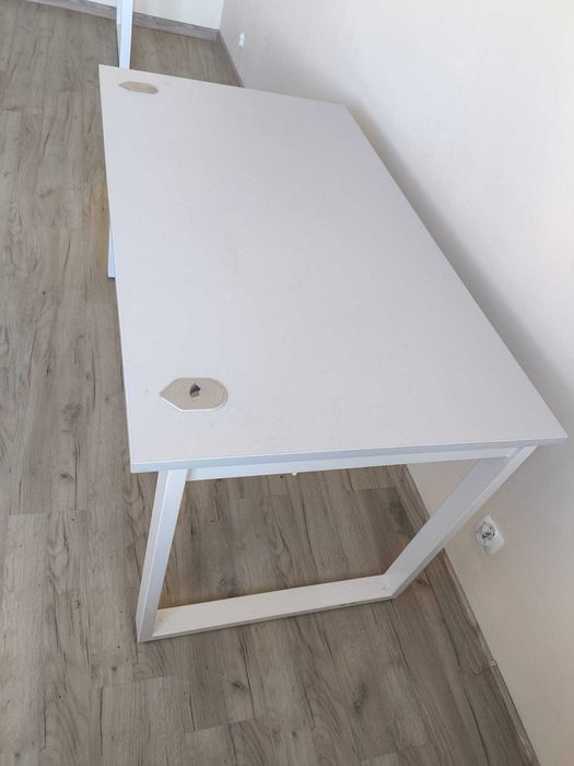 Sprzedam biurka do pracy