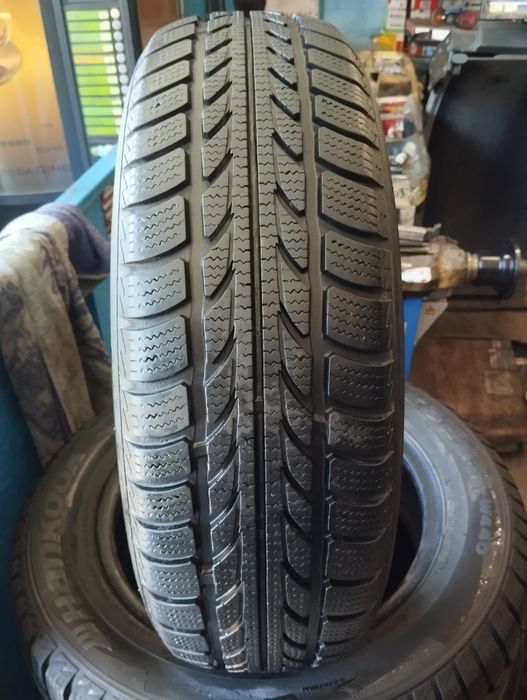 Одна зимова шина Hankook 165/70/13