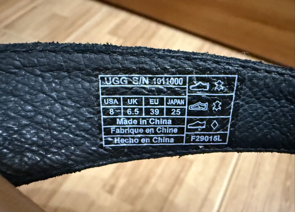 Вʼєтнамки Ugg 39р.