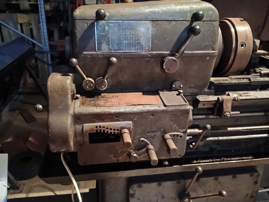 tokarka, tokarka do metalu, tokarka uniwersalna