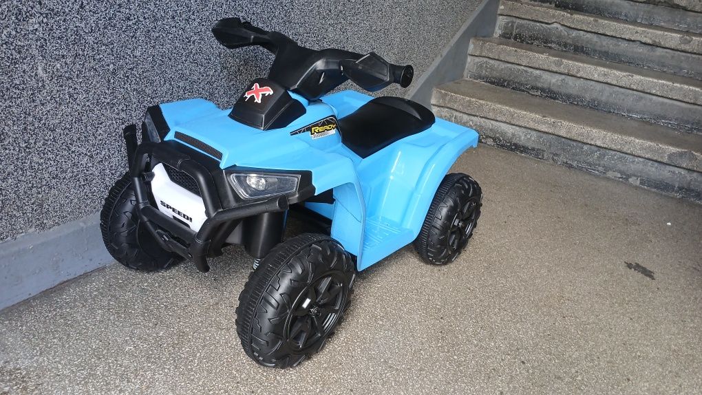Quad i jeździk samochód